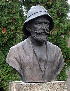 Szobra Érden, a Magyar Földrajzi Múzeum szoborparkjában