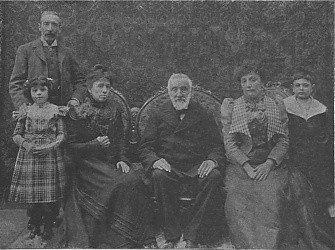 Czetz János családja körében