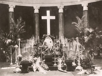 Munkácsy ravatala Budapesten, 1900. május 8-án