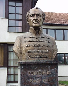 Felsőbüki Nagy Pál szobra Fertószentmiklóson