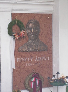 Ógyalla - Feszty Árpád síremléke a Feszty-család sírboltjában