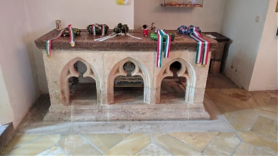 Sírja a niedernburgi kolostor kápolnájában